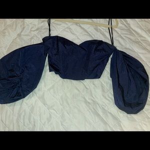 stunning cropped puff sleeve top